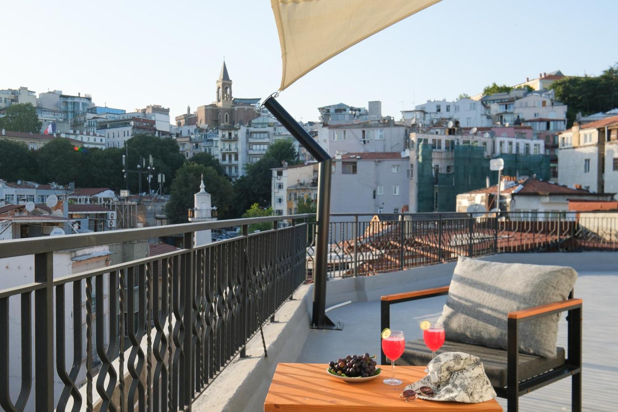 Urban Quarters - Bogazkesen Lejlighedshotel Istanbul Eksteriør billede